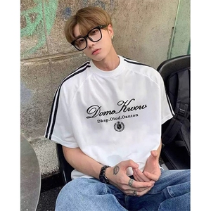 抖音得物高品质二开240克宽松纯棉美式潮牌三条杠织带短袖T恤图片