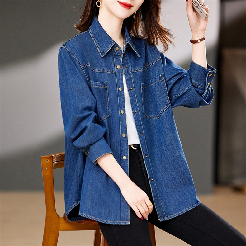 蓝色牛仔衬衫外套女宽松2025春秋新款中年妈妈减龄薄款牛仔外套潮,女装衬衫,靓衣阁