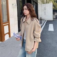 新品卡其色短款风衣小清新外套1C045-H8305P155K218，女装风衣，红龙果
