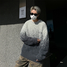 灰色