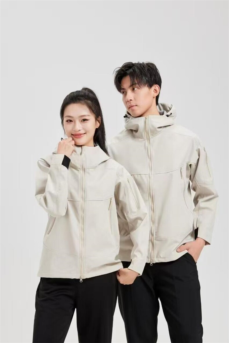 2025秋冬百搭时尚简约软壳冲锋衣情侣款，女装短外套，衫都服饰