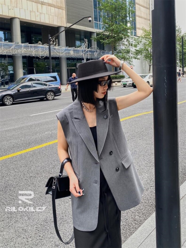 雷洛奇丽 1983MP147862