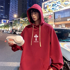 酒红色