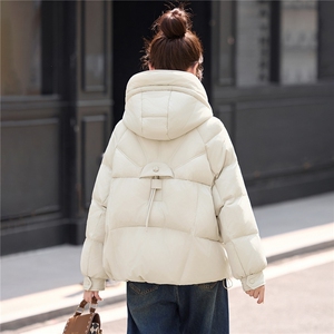 时尚连帽短款羽绒服女2025冬季新款小个子显瘦加厚保暖白鸭绒外套图片