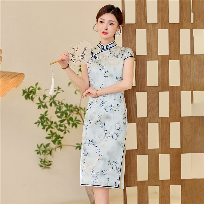 杭州品质真丝长裙复古印花连衣裙女春夏日常修身清新淡雅真丝旗袍,女装汉服/婚纱/旗袍/礼服,小荷流