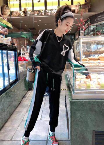 春季新款爱心??套装，女装职业装，一杭