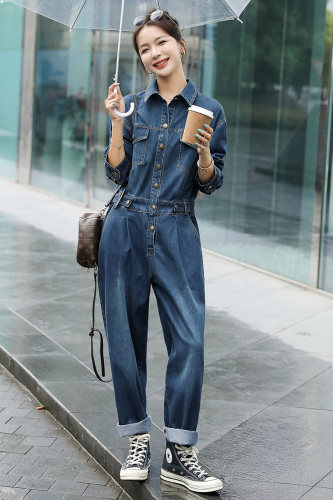 牛仔连体裤女春秋2025年新款时髦洋气减龄显瘦网红炸街工装连衣裤图片