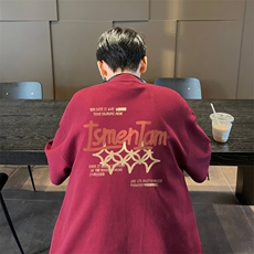 酒红色