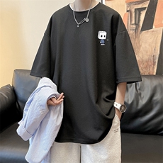 黑色