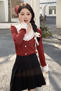 针织花边长袖上衣女春秋红色衬衫时尚修身显瘦设计感2025新款百搭图片