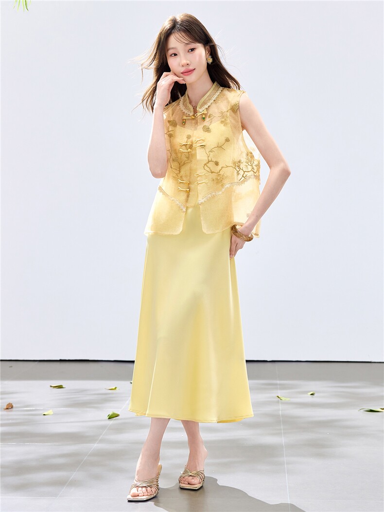 夏季新款现货！2026新中式重工刺绣植物花卉马甲+吊带连衣裙套装,女装套装/套裙,宝儿家