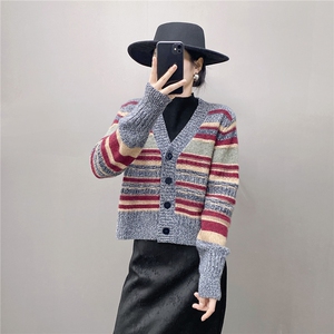 HE |色彩如阳 拼色加厚baby山羊绒针织开衫女V领短款宽松毛衣外套图片