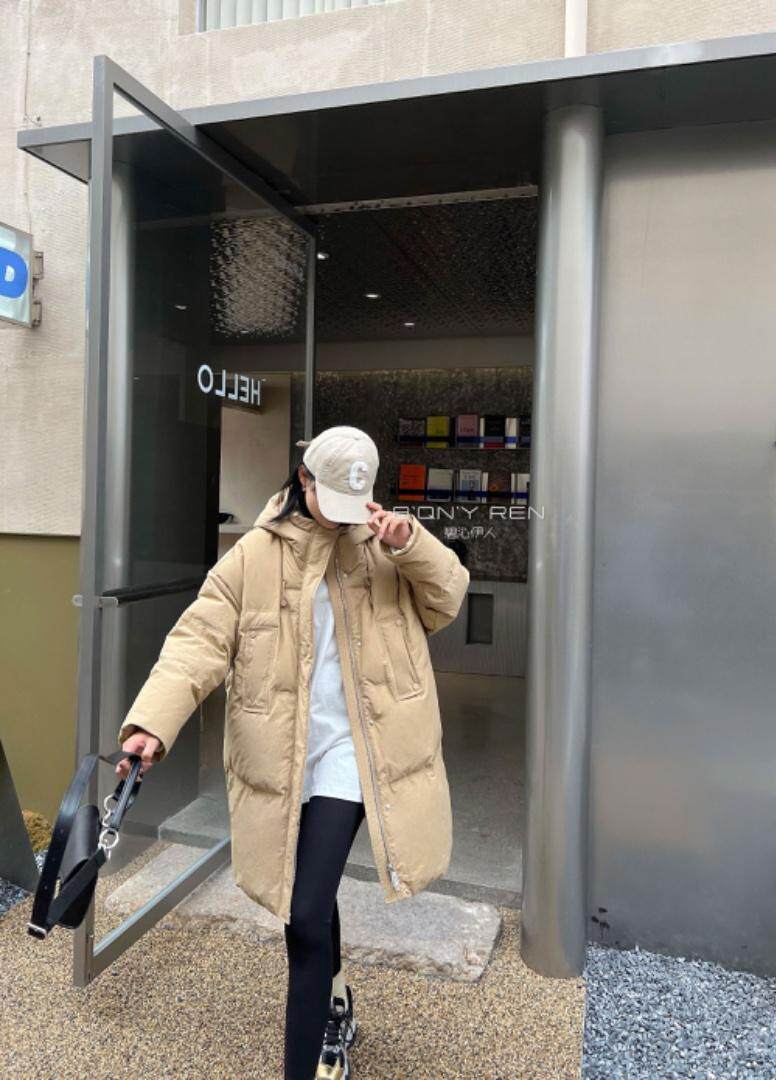 2021羽绒服、超有设计感的一款、面料舒适、长度也刚刚好，女装羽绒服，碧沁伊人