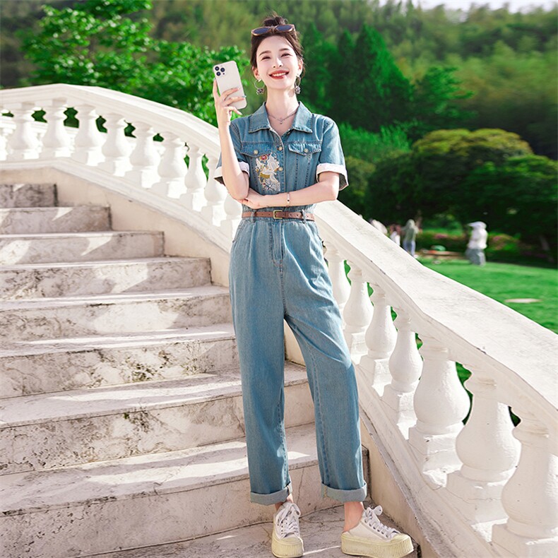 新中式风牛仔连体裤女夏季新款复古刺绣高腰显瘦工装连衣裤,女装牛仔裤,微微衣阁