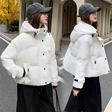现货可推2025冬装新款气质白鸭绒加厚保暖防风连帽羽绒服女，女装羽绒服，时尚风爆