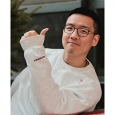 美式秋季新款潮流潮牌宽松百搭男女美式简约纯色刺绣长袖设计T恤，男装T恤，星座506A