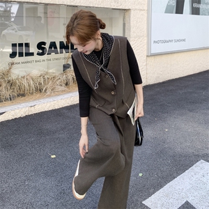 老钱风咖色马甲套装女秋季一整套穿搭显瘦高级感气质阔腿裤三件套图片
