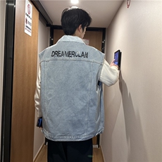 蓝色