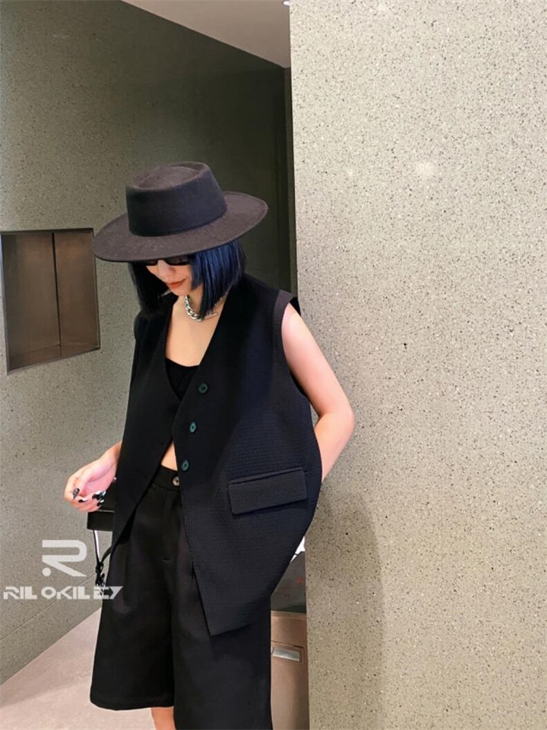 2022秋装新款马甲，女装马甲，雷洛奇丽