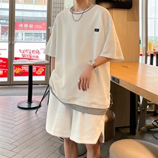 白色