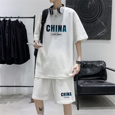 白色