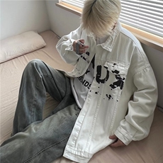 白色