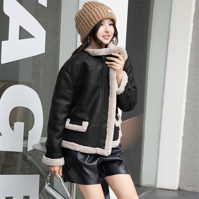 现货皮毛一体仿羊羔毛外套女短款2024秋冬新款加绒加厚外套，女装羊羔毛/颗粒绒，江南女神