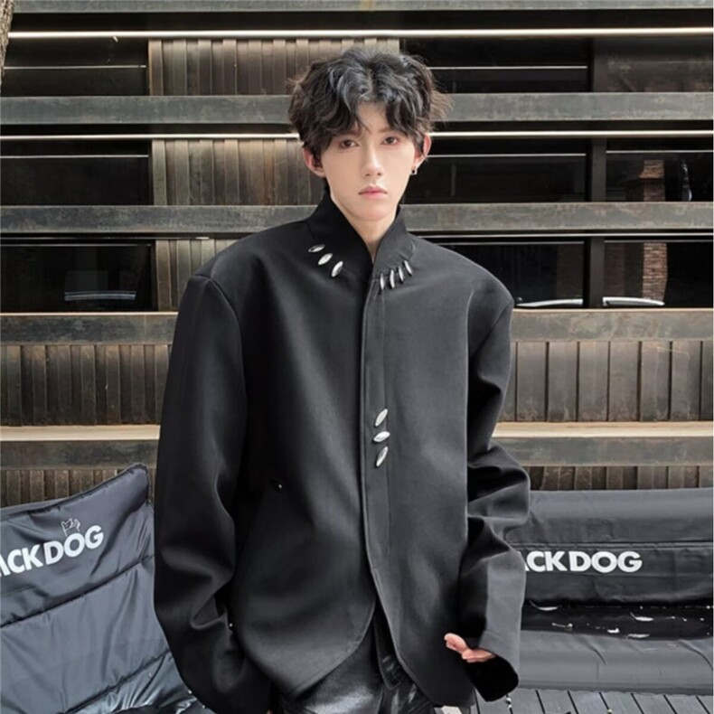 新中式西装外套男设计感金属扣垫肩西服小众高级立领中山装高级感图片