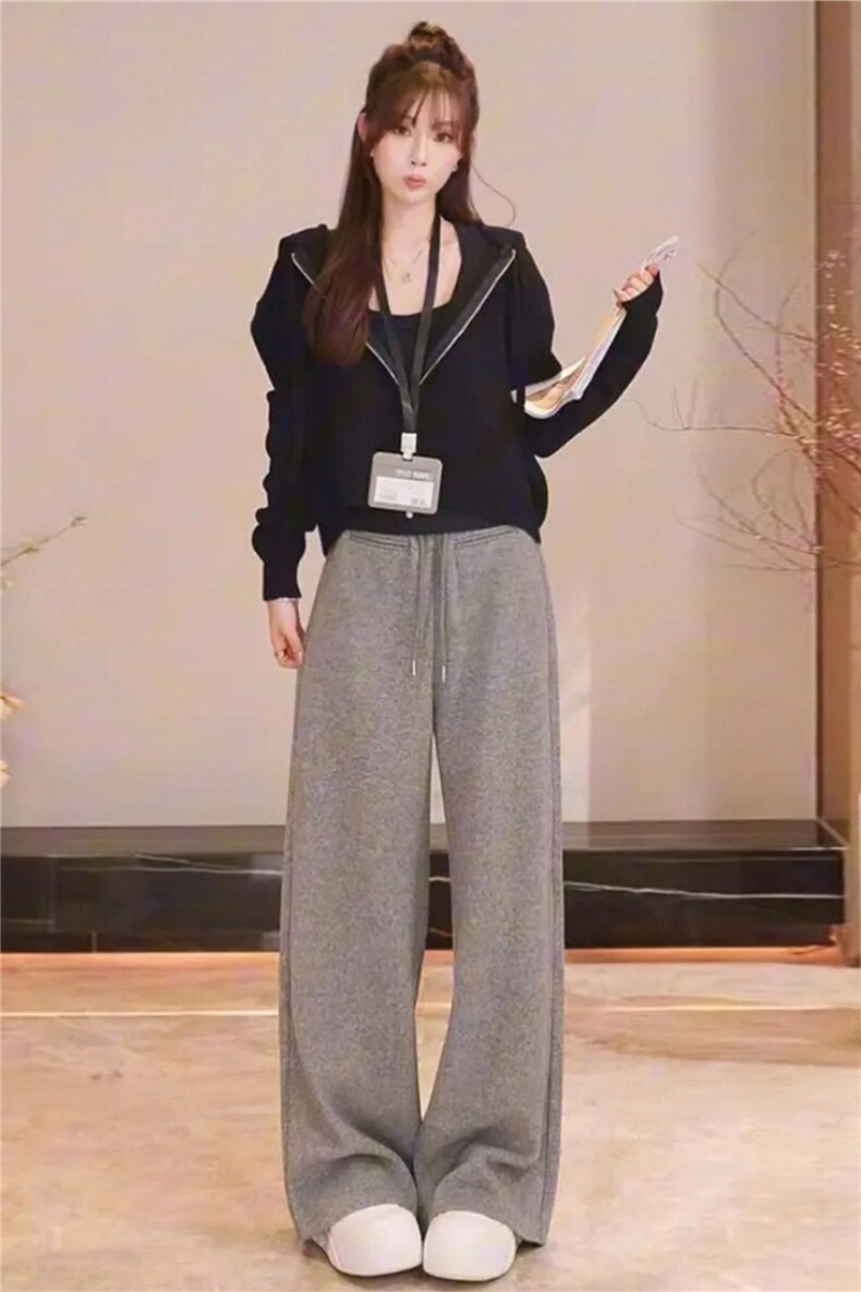 网红时尚休闲套装女秋季款连帽短款卫衣内搭黑色背心阔腿裤三件套,女装套装/套裙,江南