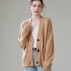 2025年秋季新款大V领针织女士羊绒开衫时尚休闲通勤百搭，女装羊绒衫，珍丝贝尔