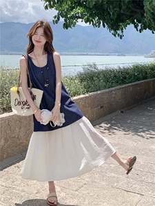 2026新款牛仔设计感拼接无袖连衣裙女新款韩系宽松休闲背心裙长裙图片