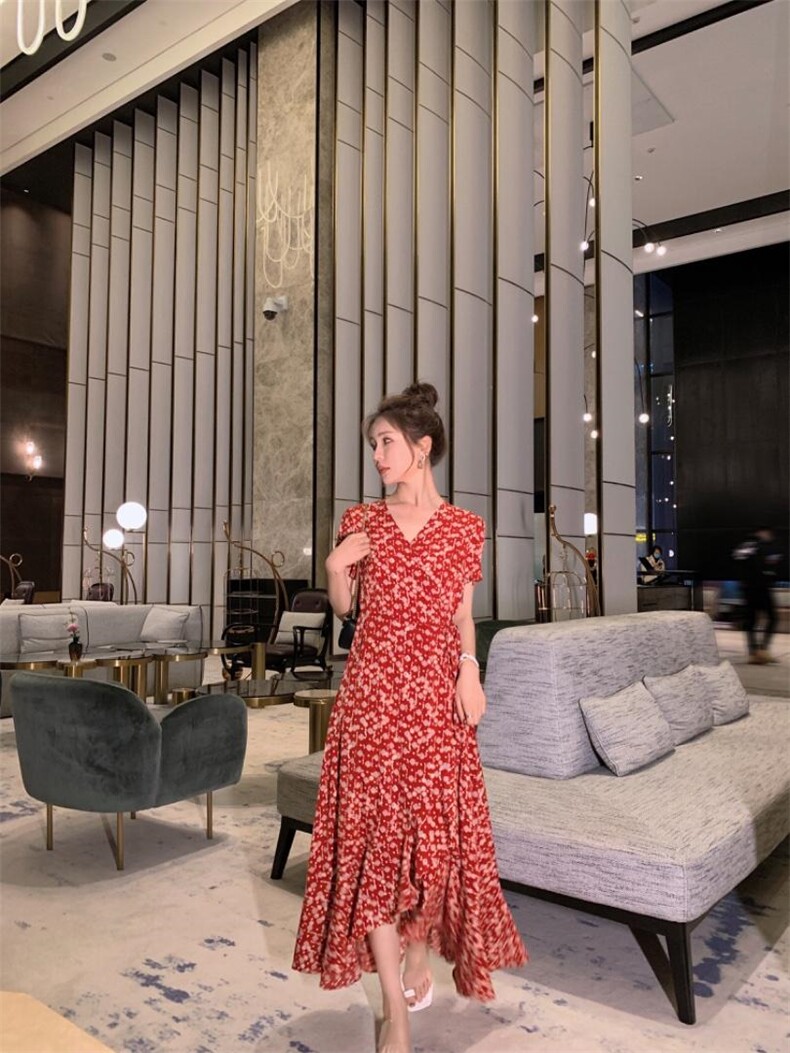 夏季新款连衣裙，女装连衣裙，早颜