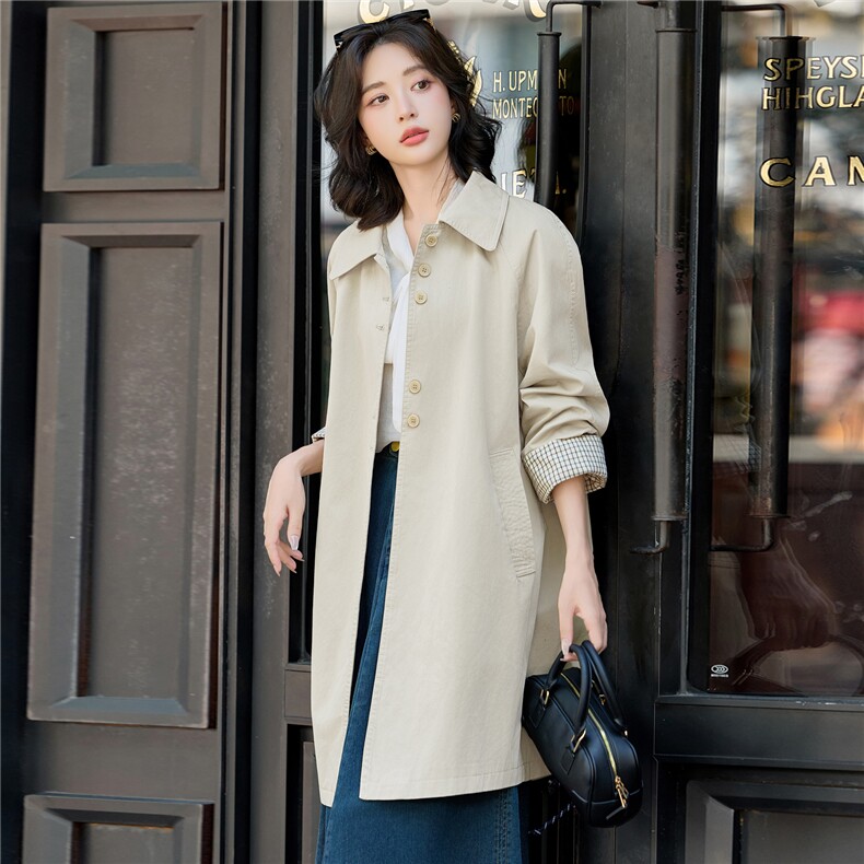 今年流行格纹袖口拼接风衣女2025秋季新款高质感中长款外套,女装风衣,英标秀（1C119）