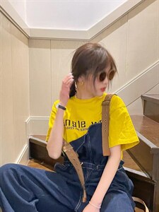 春季新款设计款牛仔背带裤图片