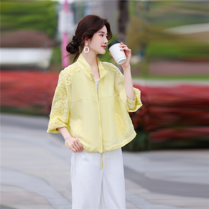 2026夏季新款时尚宽松百搭减龄薄款帽子拼接上衣,女装短外套,鑫源服饰