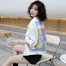 美式中袖爆款牛仔外套女2025春秋季新款韩版简约宽松时尚夹克上衣，女装牛仔外套，纯色衣恋