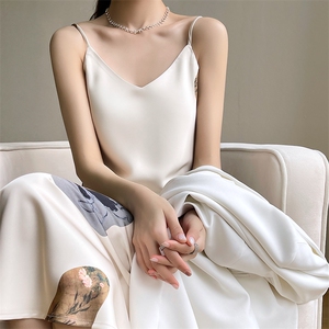 V领印花吊带连衣裙子女夏薄长款显瘦无袖背心裙气质性感a子打底裙图片