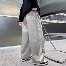 米灰色