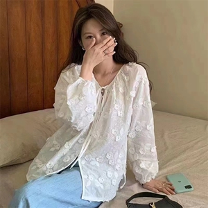 重工立体刺绣小衫女春夏2024年新款法式高级感纯棉长袖绑带白衬衫图片