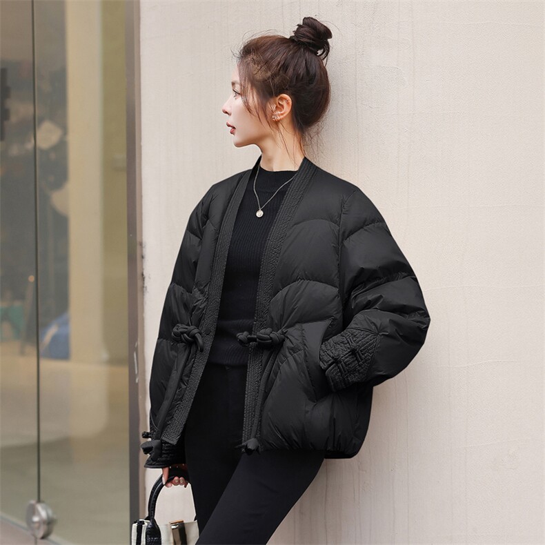 墨绿色羽绒服女冬季2025年新款短款时尚小个子V领盘扣白鸭绒外套,女装羽绒服,火爆靓佳人