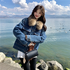 美式复古毛领羽绒内胆牛仔外套女中长小个子派克新款2025年冬季，女装羽绒服，艾米莉亚