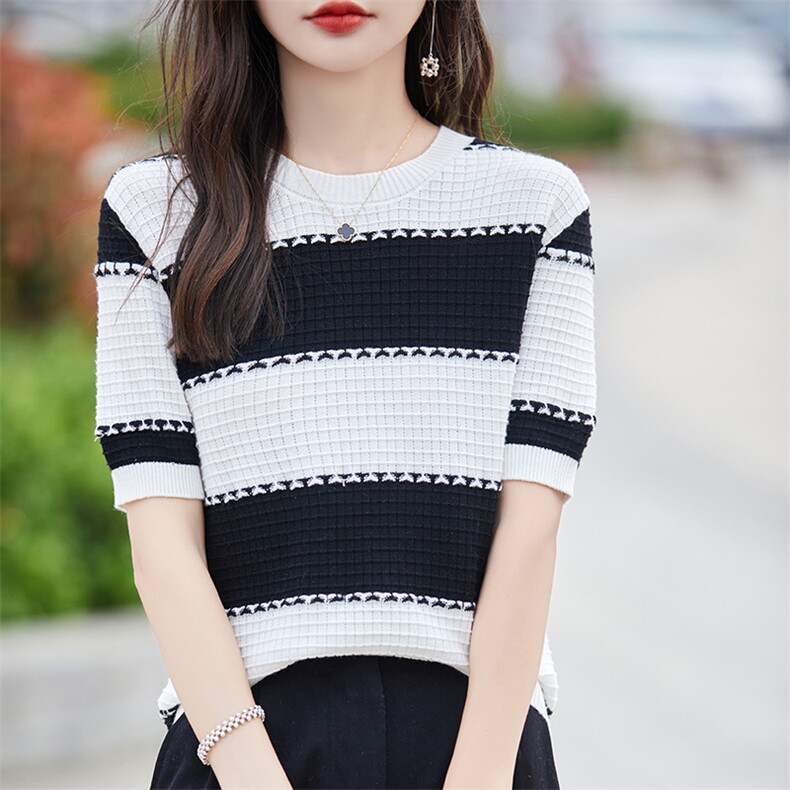 夏季新款纯棉针织短袖女圆领T恤宽松撞色条纹半袖薄款打底衫，女装T恤，秋双羊绒