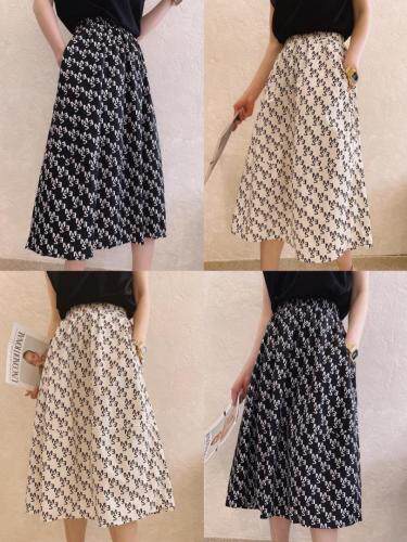 火爆，女装，亮金金