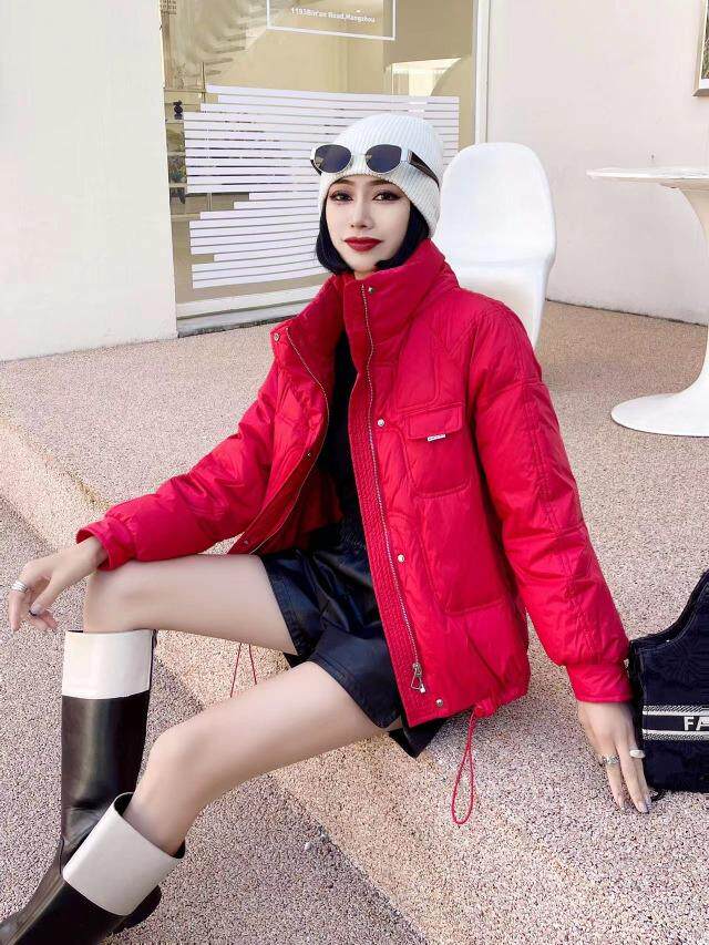 [现货]休闲羽绒服、四色、两个尺码，女装羽绒服，依柏璐(1F)