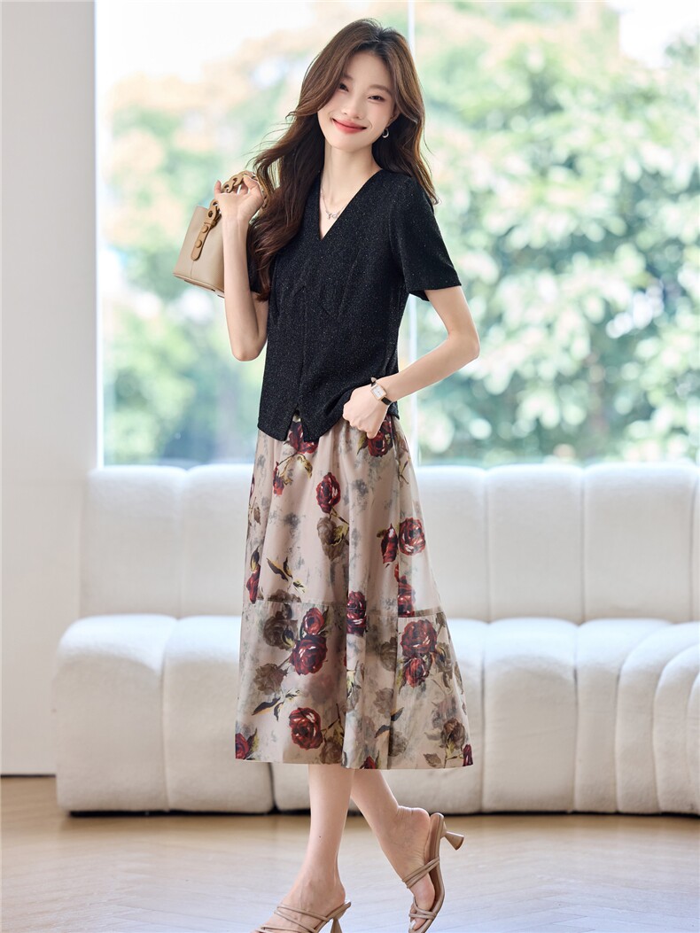 时尚V领上衣印花半身裙套装女2025夏季新款高级感短袖裙子两件套,女装套装/套裙,简韵佳