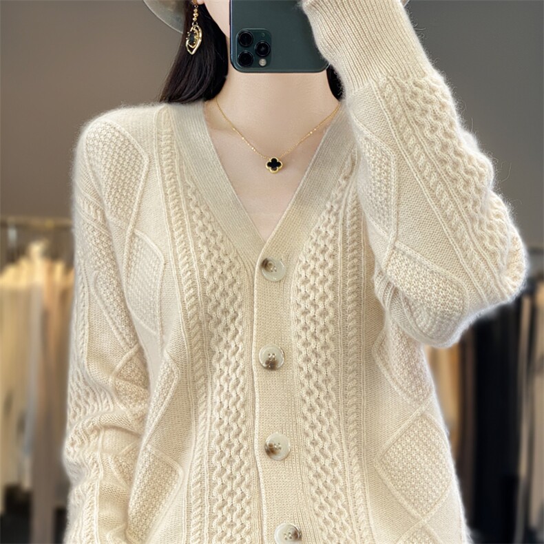 秋冬V领100%羊毛衫长袖提花开衫女复古宽松慵懒羊绒针织外套上衣，女装羊毛衫，忠诺羊绒