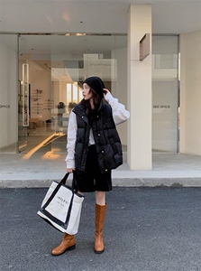 羽绒马甲女2022秋冬新款加厚保暖连帽马夹外穿坎肩图片