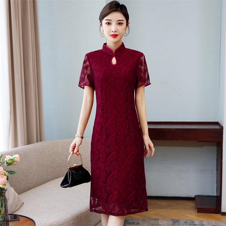 2024春夏季新款设计简约时尚喜庆中长款蕾丝婚礼旗袍连衣裙，女装汉服/婚纱/旗袍/礼服，小荷流