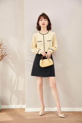 2021秋季新品韩版气质上衣，其它，秋子丰色(1F)