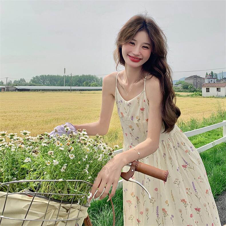 今年流行漂亮裙碎花吊带裙2025新款女开春穿搭夏日多巴胺,女装连衣裙,浙宝176（原073）